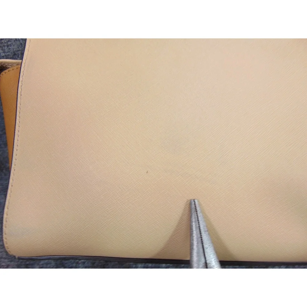 Michael Kors Selma Crossbody Tan Beige White Leather Saffiano Satchel Bag Flaw‎